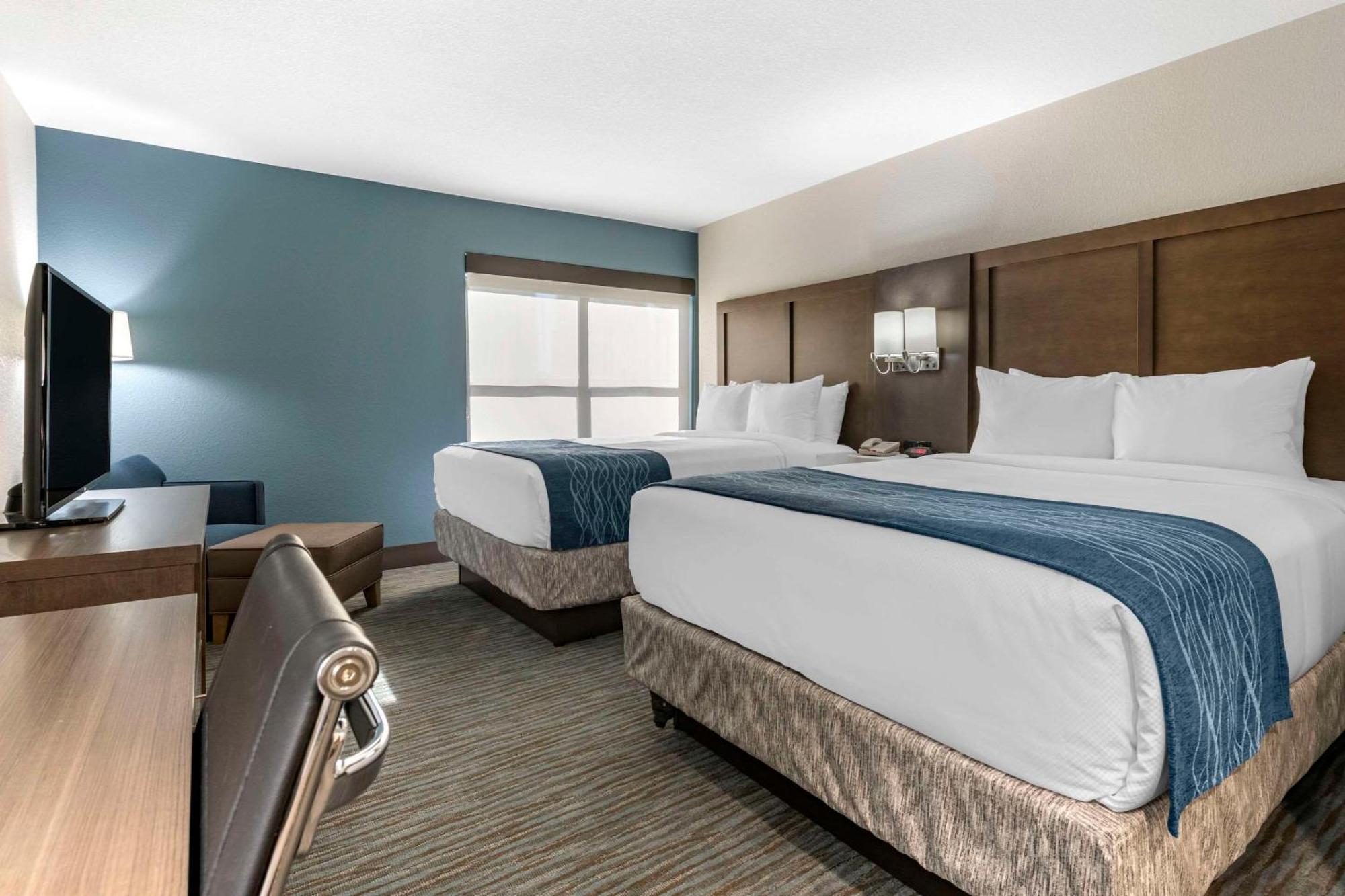 Comfort Inn & Suites Downtown Brickell-Port Of Miami Exterior foto